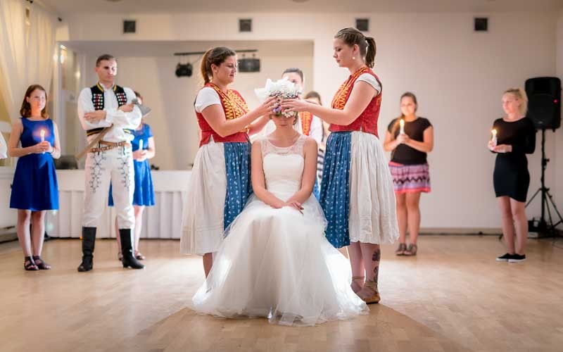 Zdenka a Ján  ｜  svadobný fotograf Lukáš Podolský, fotograf Banská Bystrica, fotograf Zvolen, Banská Štiavnica, Ružomberok, Brezno, fotograf stredné slovensko,  Lučenec, svadobne fotografie, Levice, fotky na oznamka, stuzkova, fotograf na stuzkovu, fotenie svadby, svadobny fotograf Donovaly, svadobná fotografia, svadobne fotografie, svadobný fotograf Banská Bystrica, fotograf stredné  slovensko, foto na oznamko, fotograf žilina, bystrica, lacny fotograf,  na oznamka, portret, portretny, svadobné fotenie,  fotograf na svadbu, rodinný, deti, produktová fotografia, fotograf architektúry,
